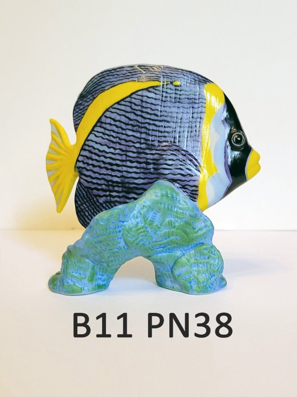 Blue & Yellow Fish Figurine - Franklin Mint (PN38)